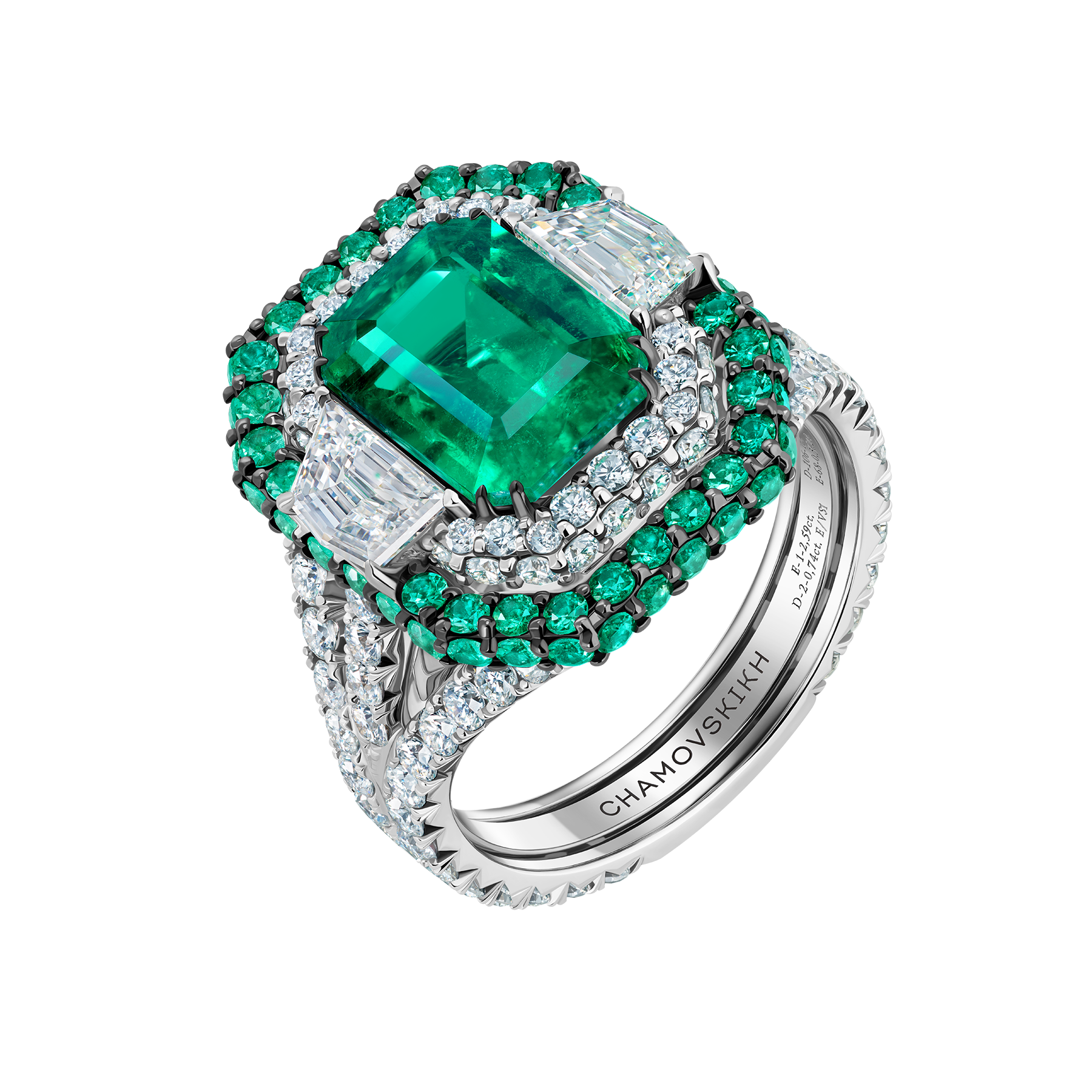 Кольцо с изумрудами и бриллиантами, белое золото
