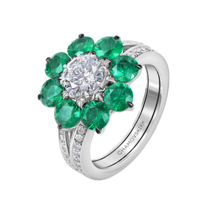 Кольцо с бриллиантами и изумрудами, белое золото