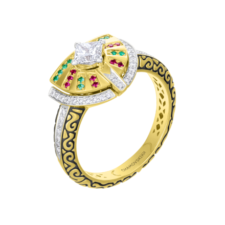 Кольцо с бриллиантами, изумрудами и рубинами, жёлтое золото