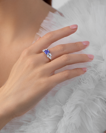 Кольцо с танзанитом и бриллиантами, белое золото 4