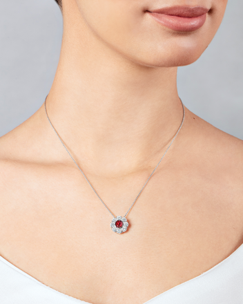 Колье с рубином и бриллиантами, белое золото 2