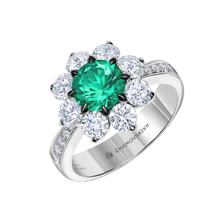 Кольцо с изумрудом и бриллиантами, белое золото