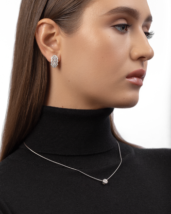 Колье с бриллиантом, белое золото 2