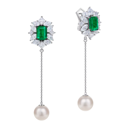 Серьги с изумрудами, бриллиантами и жемчугом, белое золото
