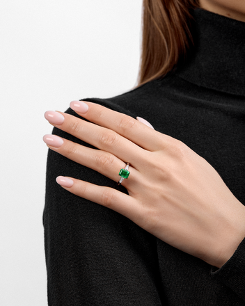 Кольцо с изумрудом и бриллиантами, белое и жёлтое золото 2