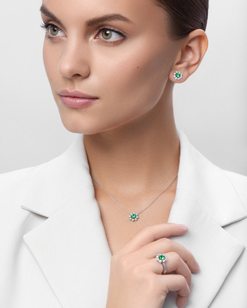 Пусеты с бриллиантами и с изумрудами, белое золото 2