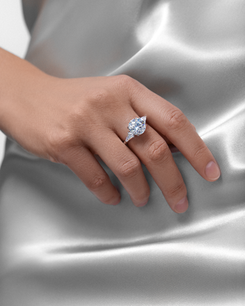 Кольцо с бриллиантами, белое золото 5