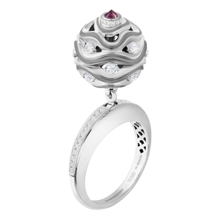 Кольцо с рубином и бриллиантами, белое золото