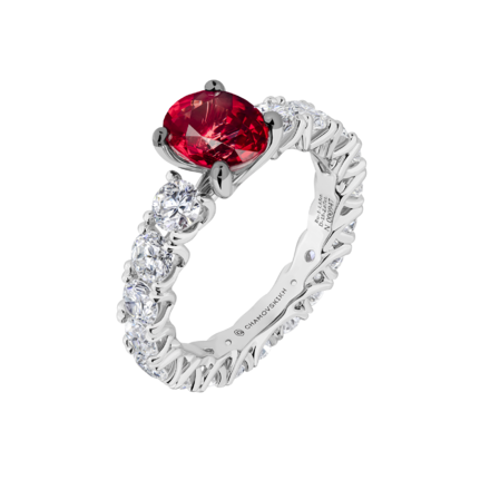 Кольцо с рубином и бриллиантами, белое золото