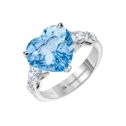 Кольцо с аквамарином и бриллиантами, белое золото