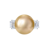 Кольцо с жемчугом и бриллиантами, белое золото