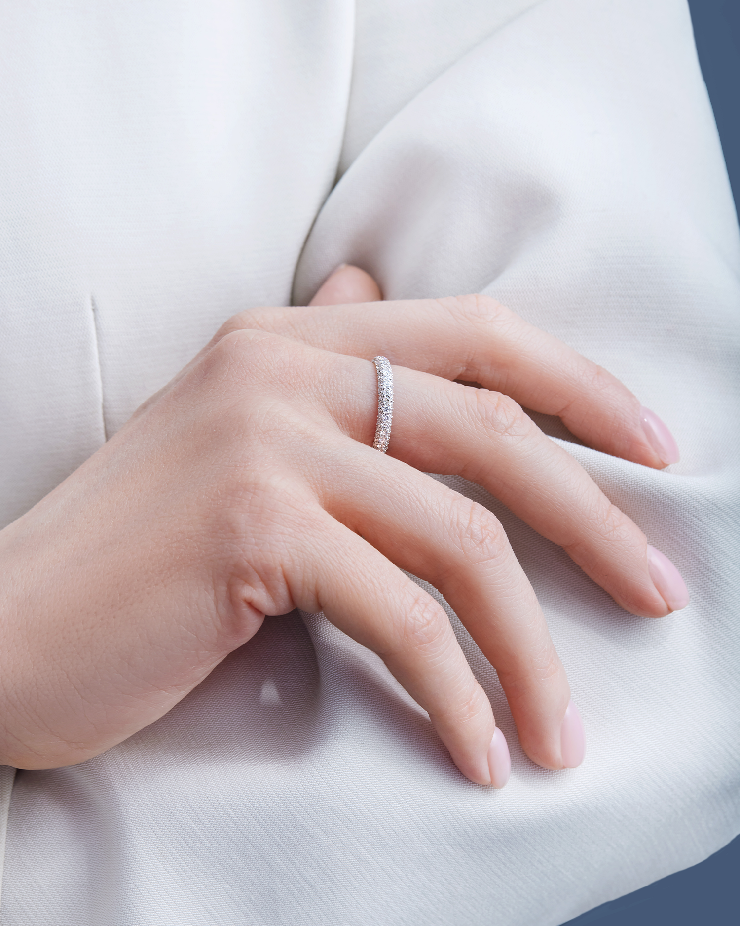 Кольцо с бриллиантами, белое золото