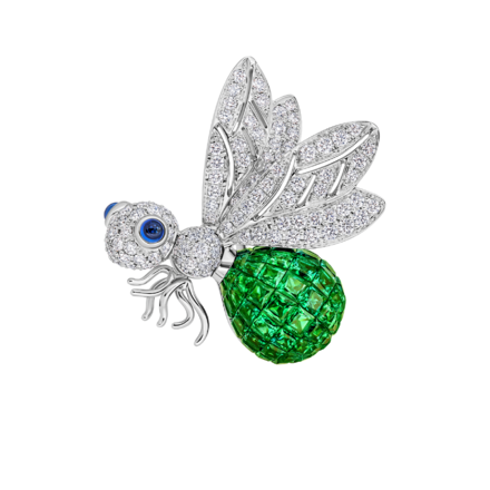 Брошь с тсаворитами и бриллиантами, белое золото