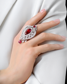 Кольцо с рубинами и бриллиантами, белое золото