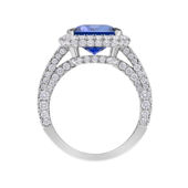 Кольцо с танзанитом и бриллиантами, белое золото