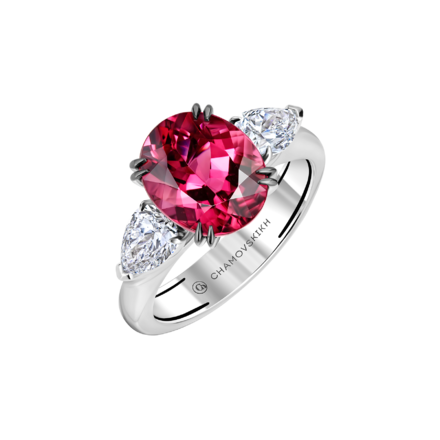 Кольцо с турмалином рубеллитом и бриллиантами, белое золото