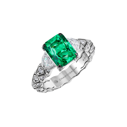 Кольцо с изумрудом и бриллиантами, белое золото, н.керамика