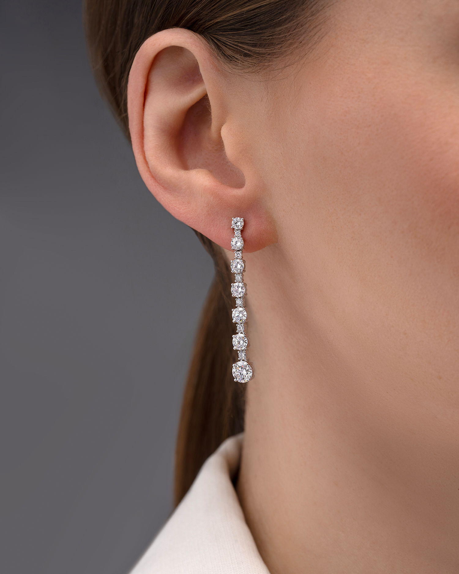 Пусеты с бриллиантами, белое золото